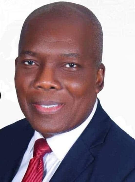 Dr. Martin Chukwuweike Gets Showers Of Love From Eke People On His Birthday