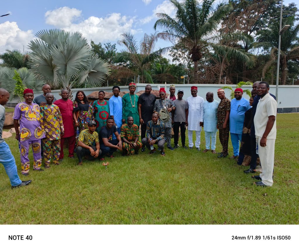 Ugwunye-Ezedike PGs and Patron with Hon. Hyginus Agu